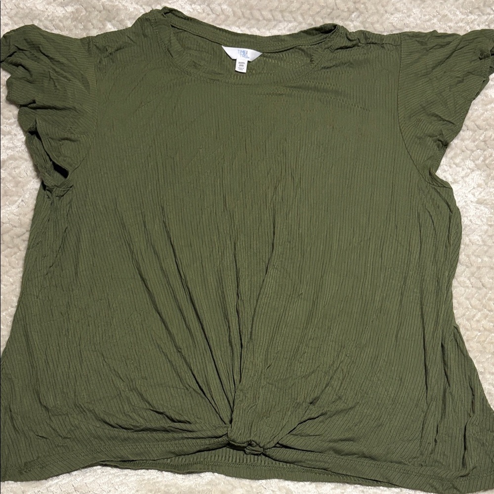 Time and Tru Olive Short Sleeve Top